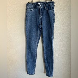 Old Navy Rockstar Super Skinny Jeans